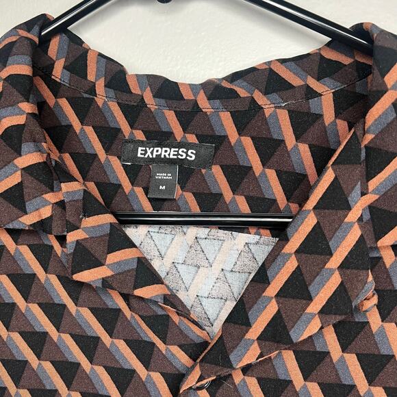 Express Mens Multicolor Short Sleeve Casual Button Up Shirt Sz M Geometric Retro - Picture 2 of 7
